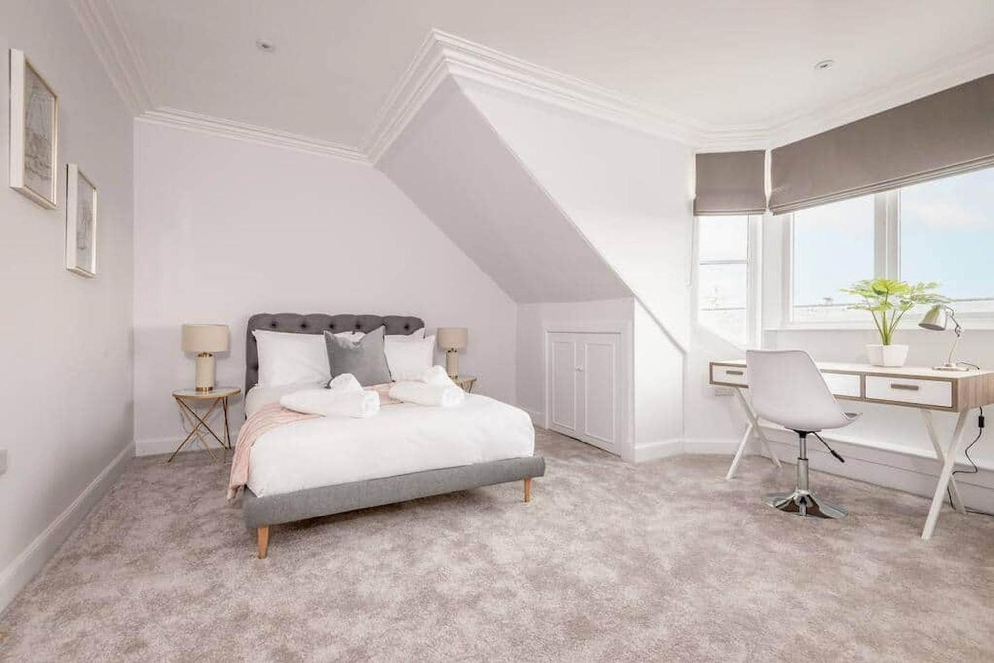 Skye Sands - Alexandra Penthouse No 8 เซนต์แอนดรูว์ ภายนอก รูปภาพ